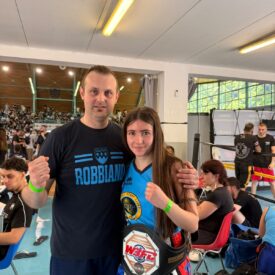 MUAY THAI VINCITRICE MUAY THAI VINCITRICE